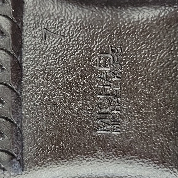 MICHAEL Michael Kors Easton Bootie Brown Size 7 - Picture 9 of 10